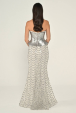 ⁦فستان طويل بدون أكمام⁩ - الصورة ⁦2⁩